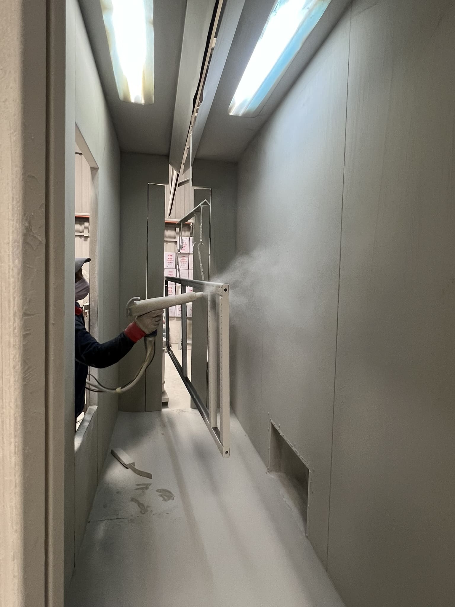 Spray Paint Booth